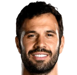 https://img.rakgu.com/img/football/player/d0f12325db105e0b98ace718a853758d.png